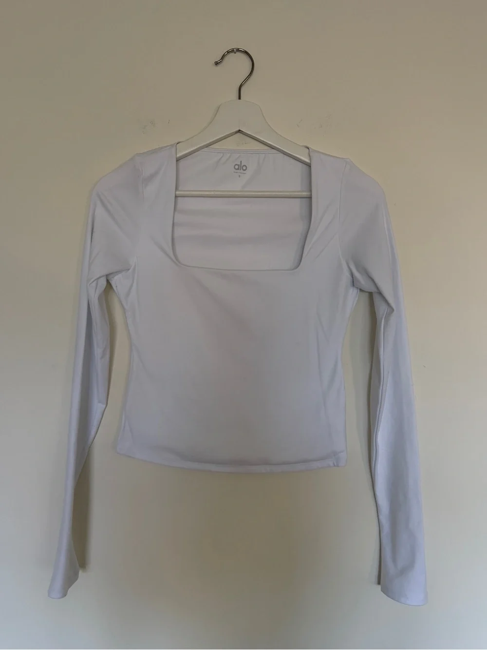 ALO Softsculpt Precision Long Sleeve in White - Small